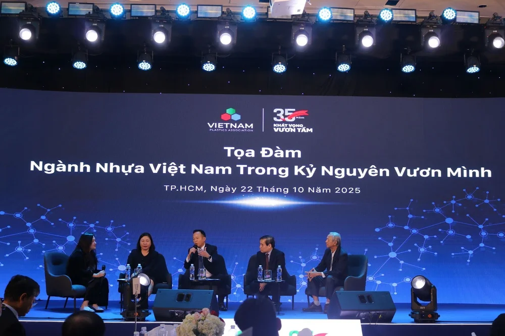 Tọa đàm “Ngành Nhựa Việt Nam trong Kỷ Nguyên Vươn Mình” Khát vọng của Chủ tịch Hiệp hội Nhựa Việt Nam